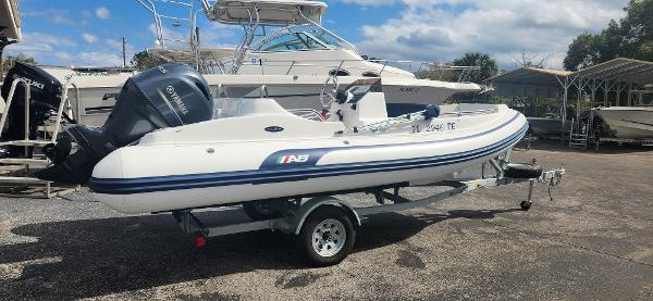 2022 Nautilus 17 DLX AB Inflatable