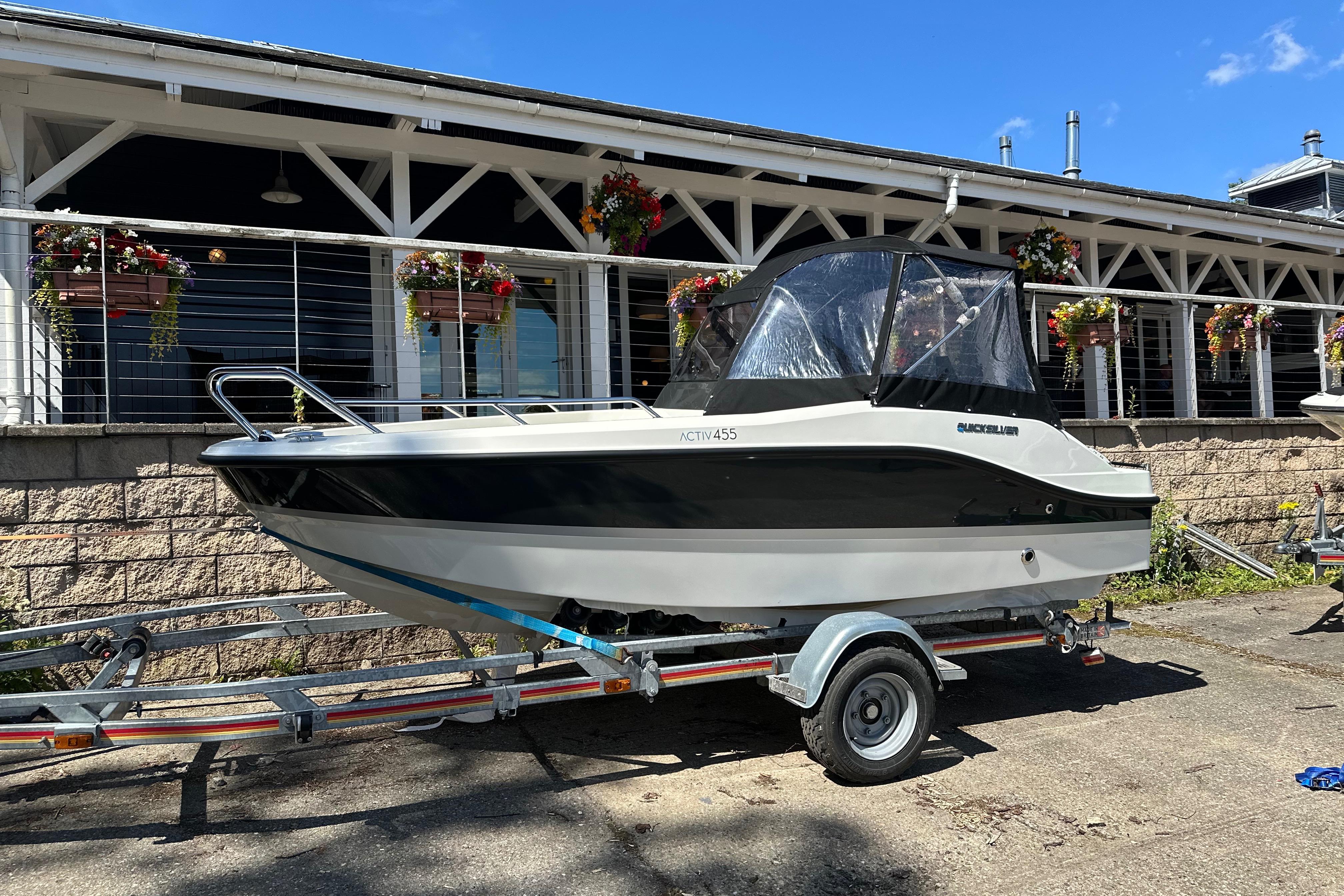 2025 Quicksilver Activ 455 Open