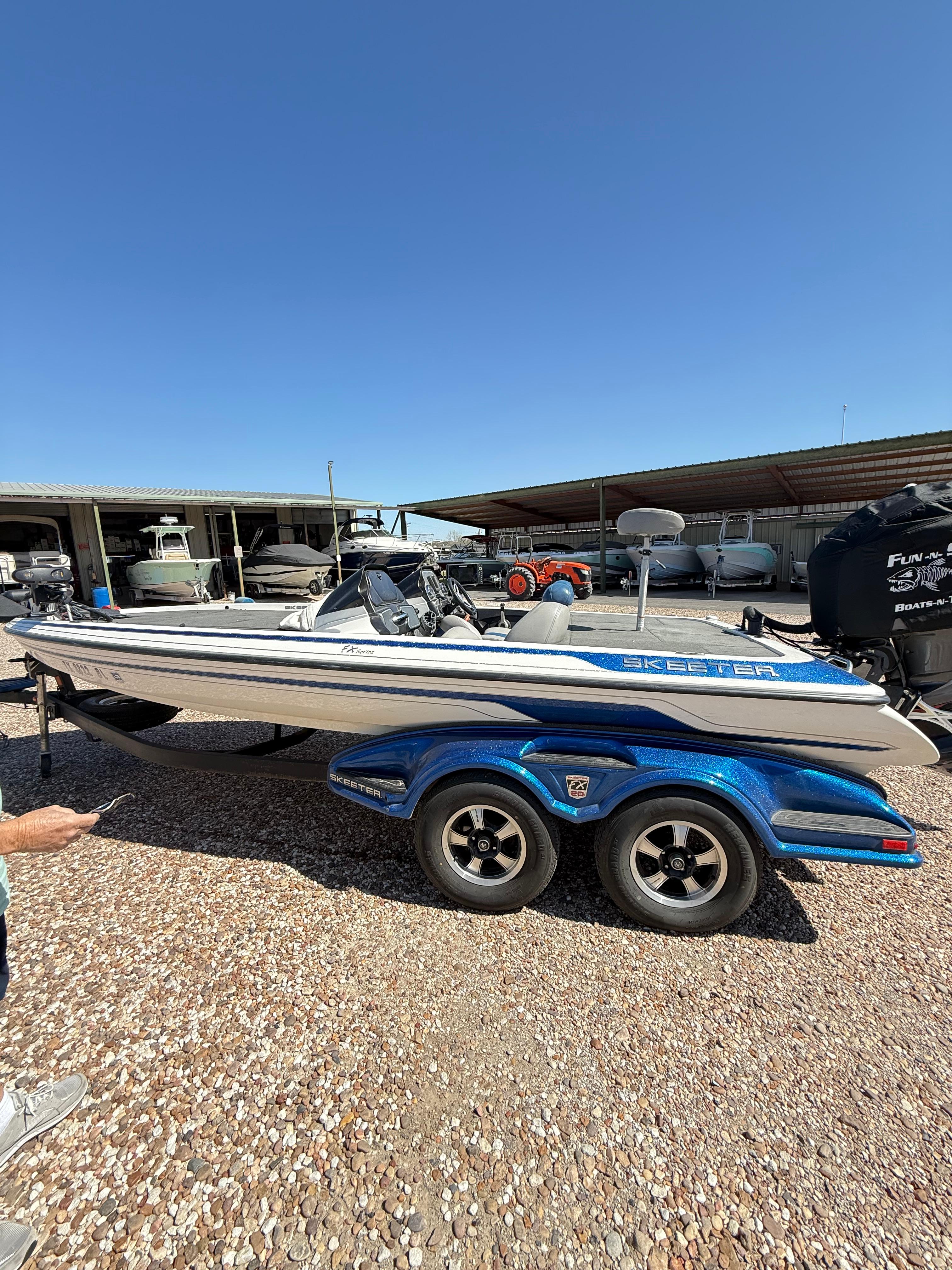 2011 Skeeter FX 20
