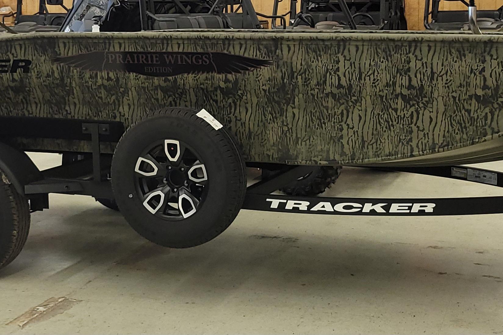 2026 Tracker Grizzly 1650 T Prairie Wings Edition