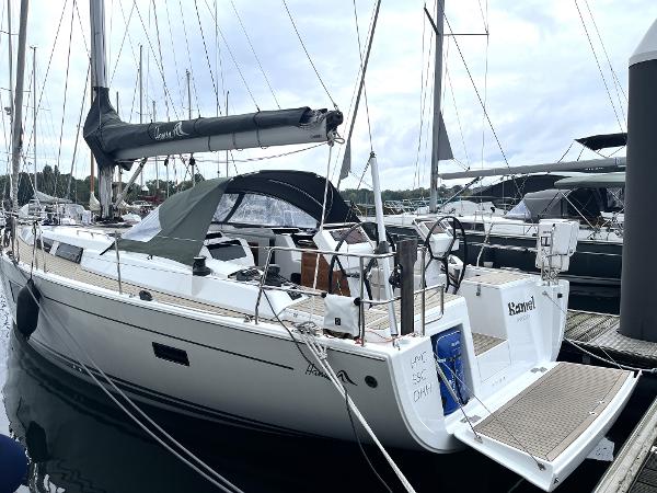 Hanse 455