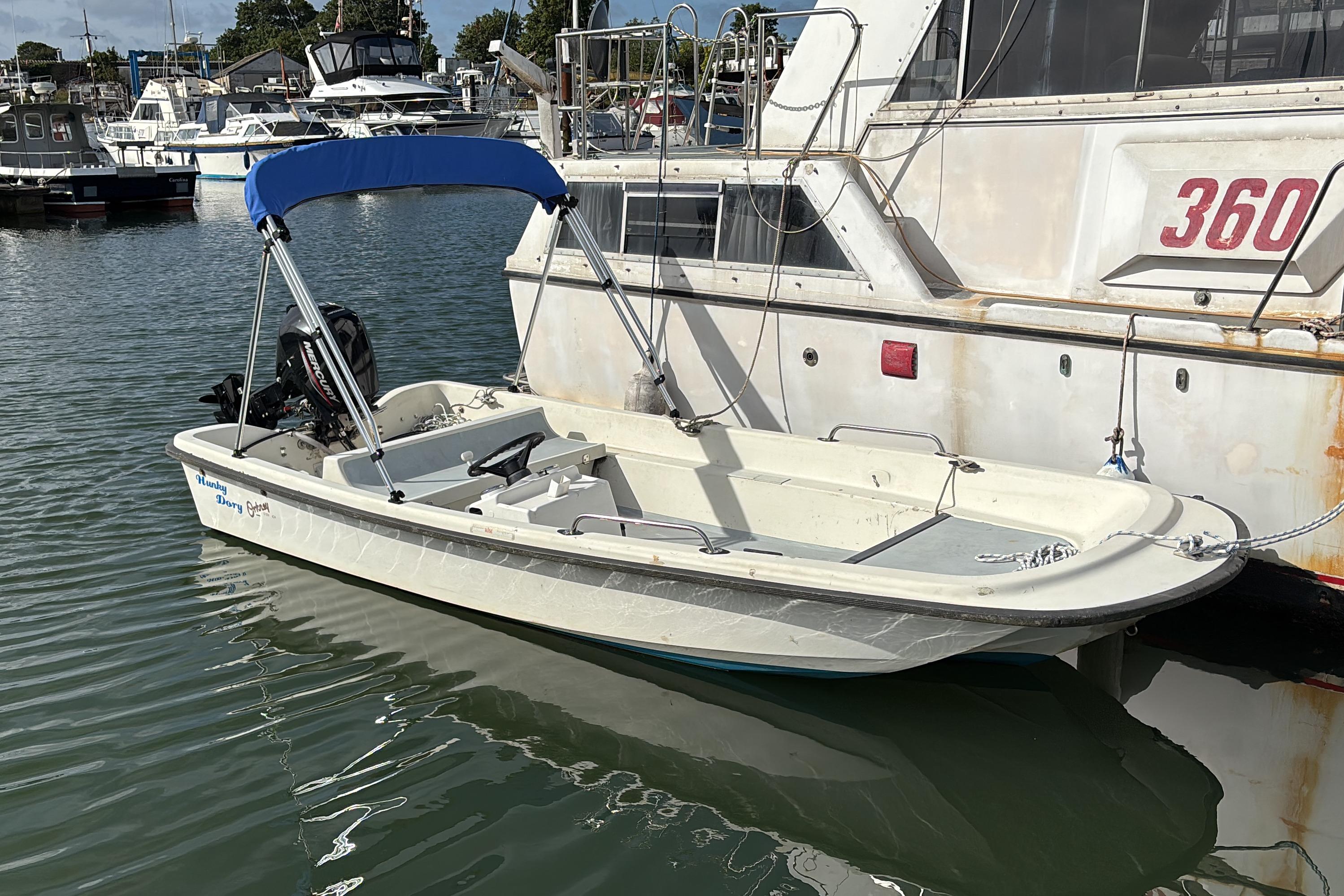 1989 Orkney Dory 424