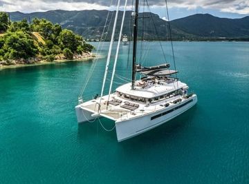 2017 Lagoon 620 Essence