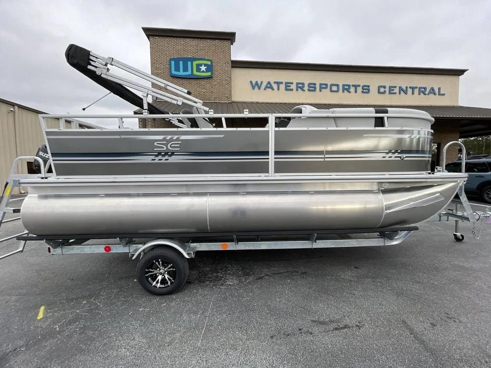 2025 South Bay 18CR SE S Cruise