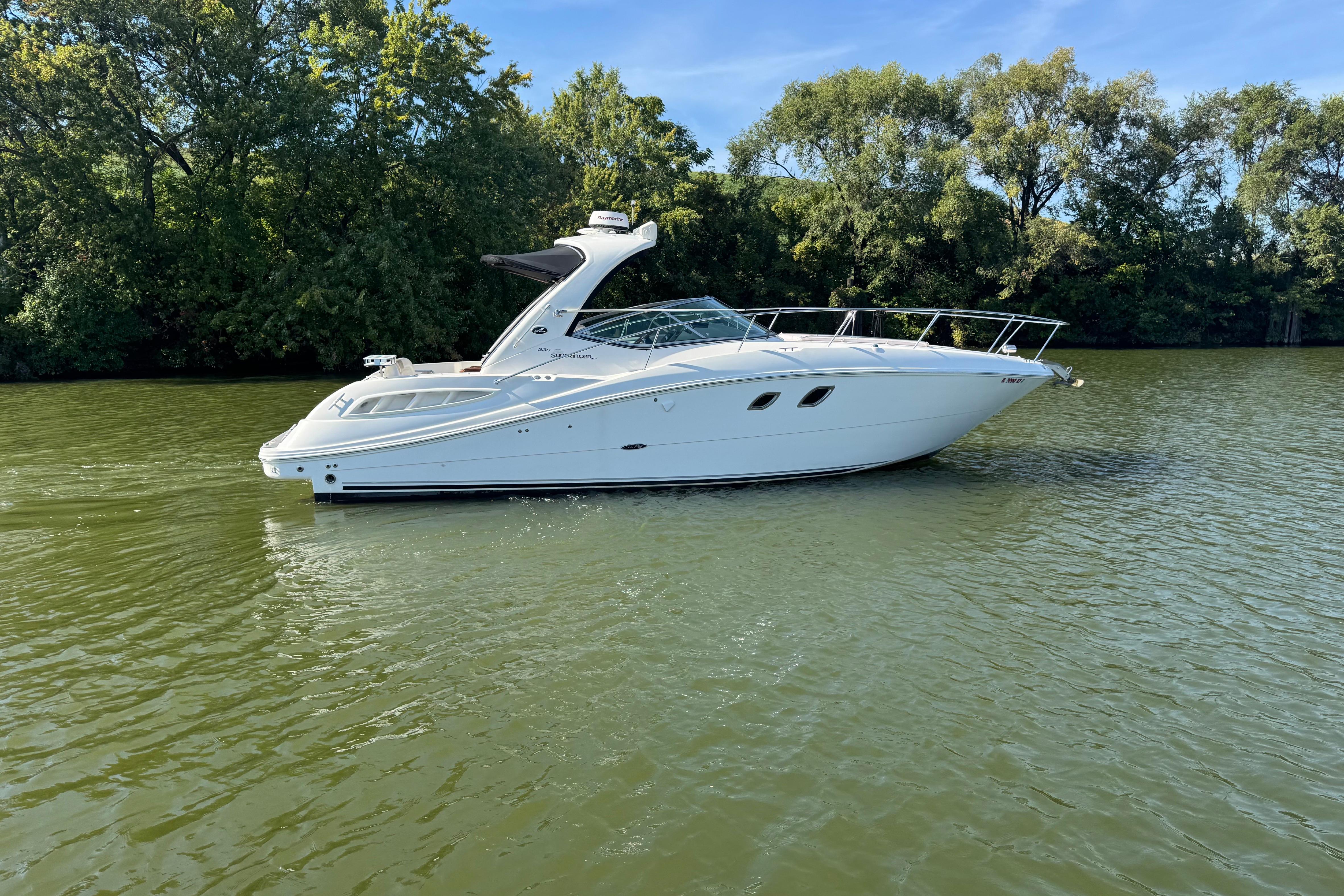 2008 Sea Ray 330 Sundancer