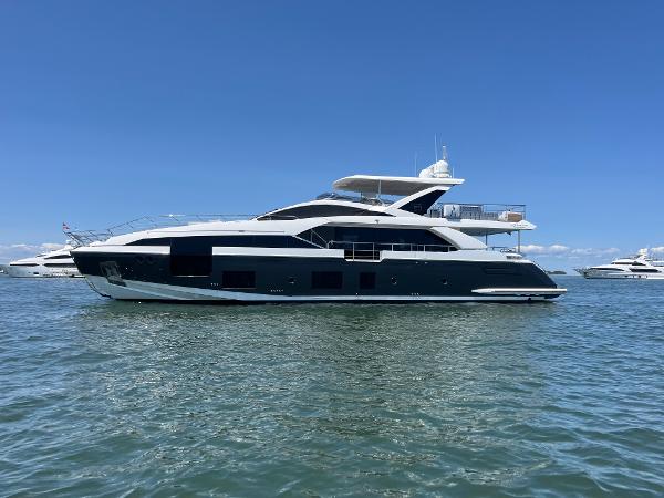 2019 Azimut Grande 27M