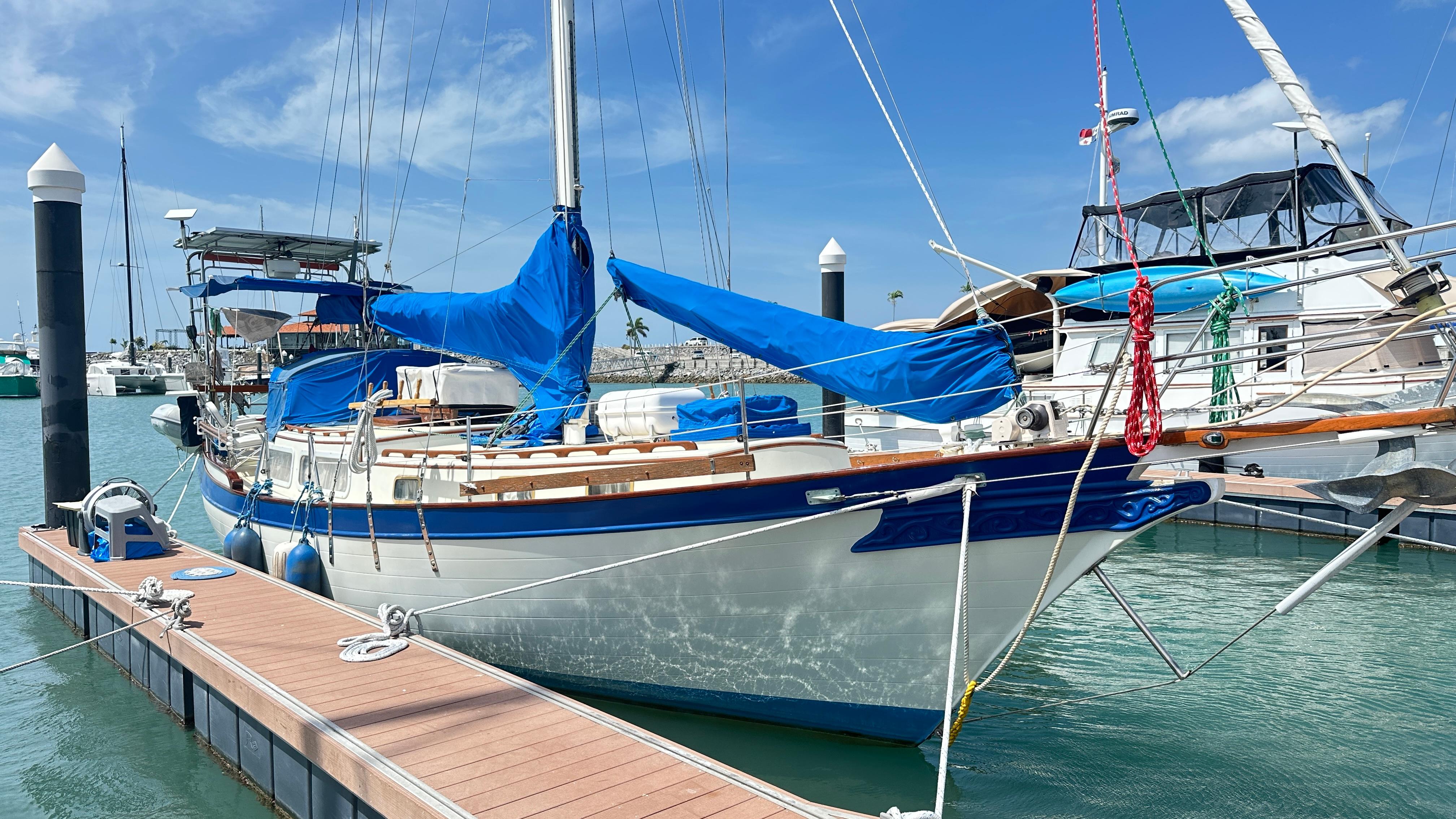 1982 Downeast 38