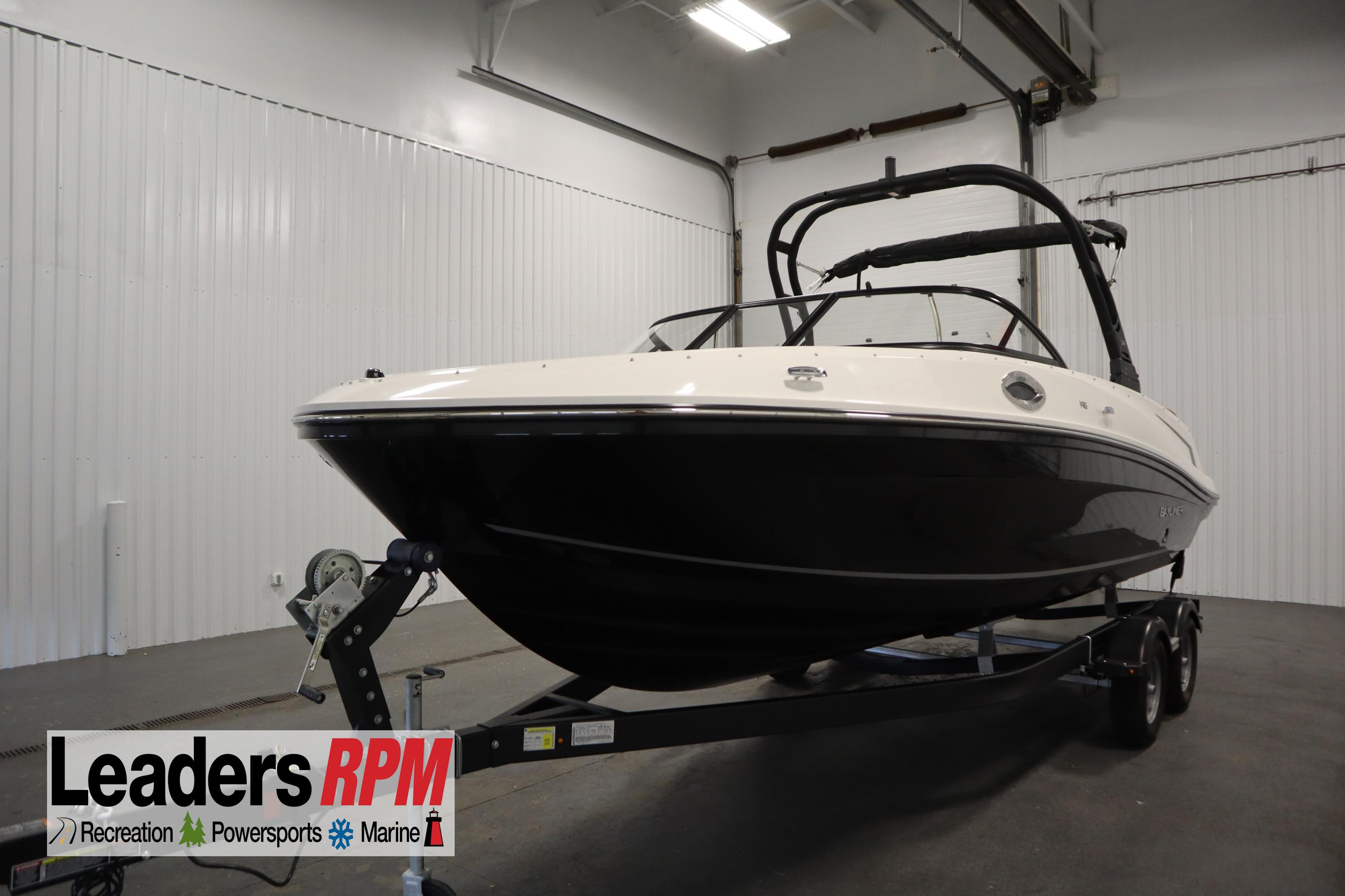 2025 Bayliner VR6 Bowrider OB
