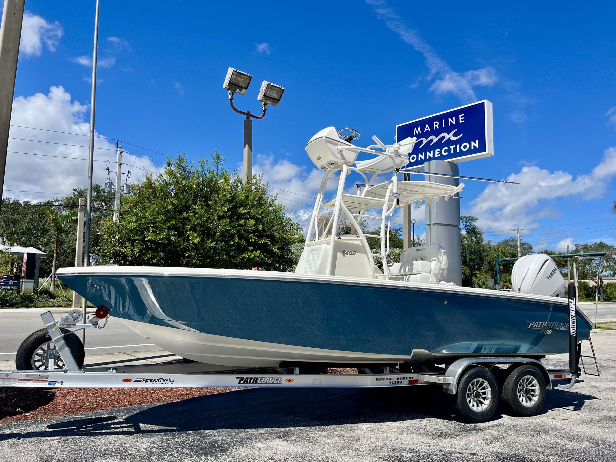 Pathfinder 2400 Open 2026 Pathfinder 2400 Open boat on trailer at Marine Connection dealership.