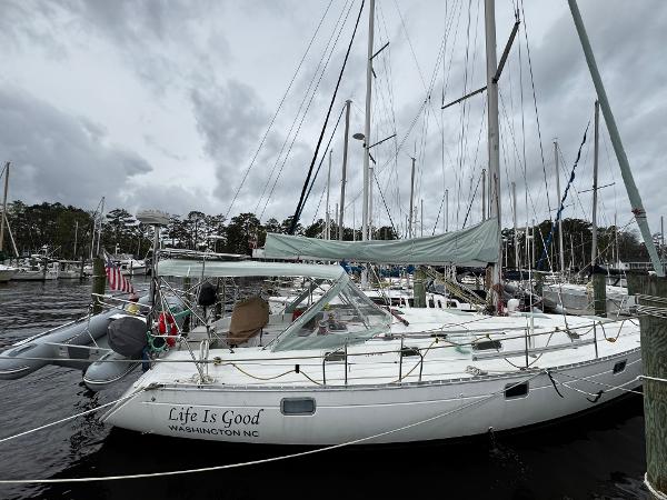 1994 Beneteau Moorings 40.5