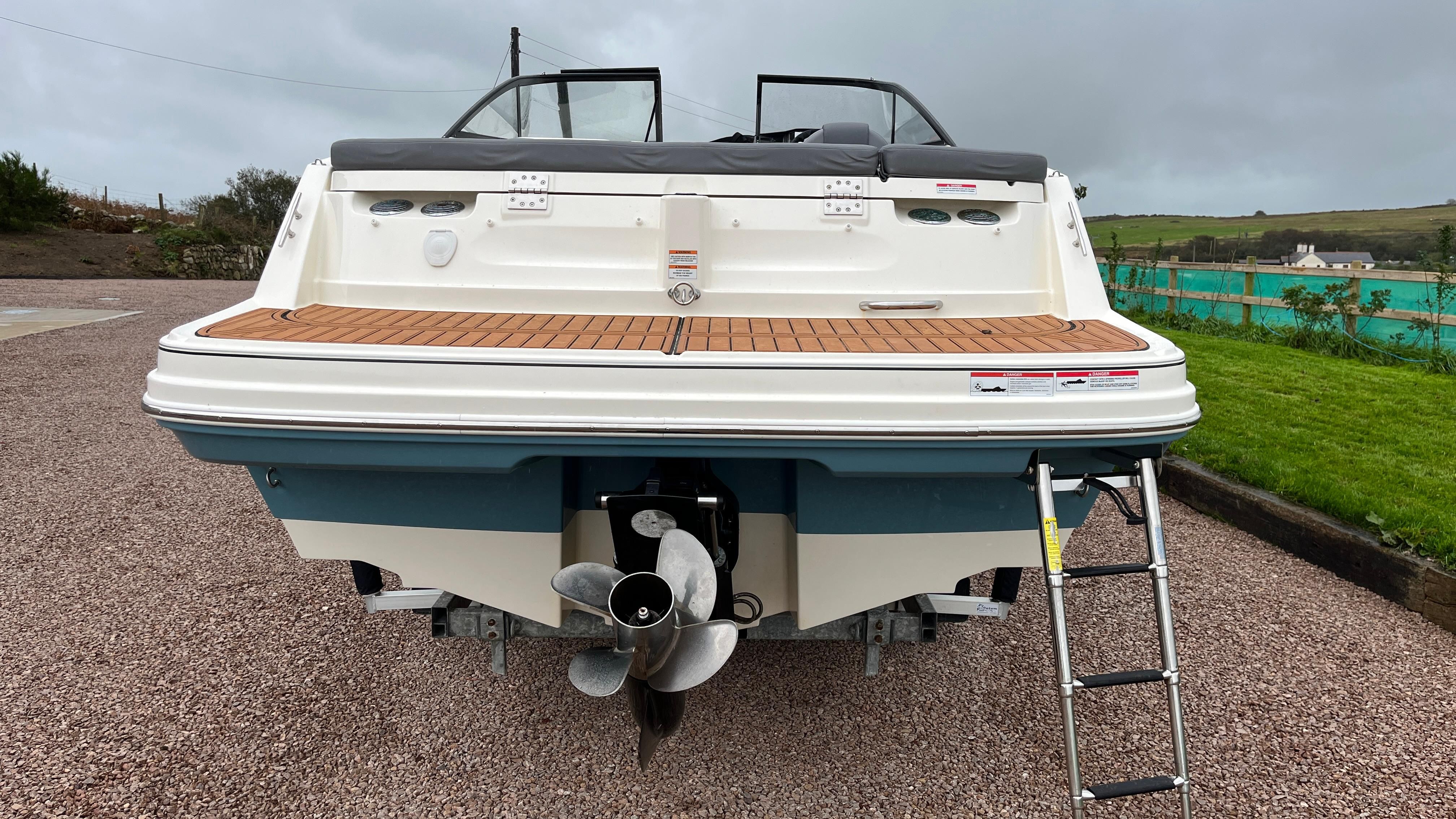 2022 Bayliner VR6 Cuddy