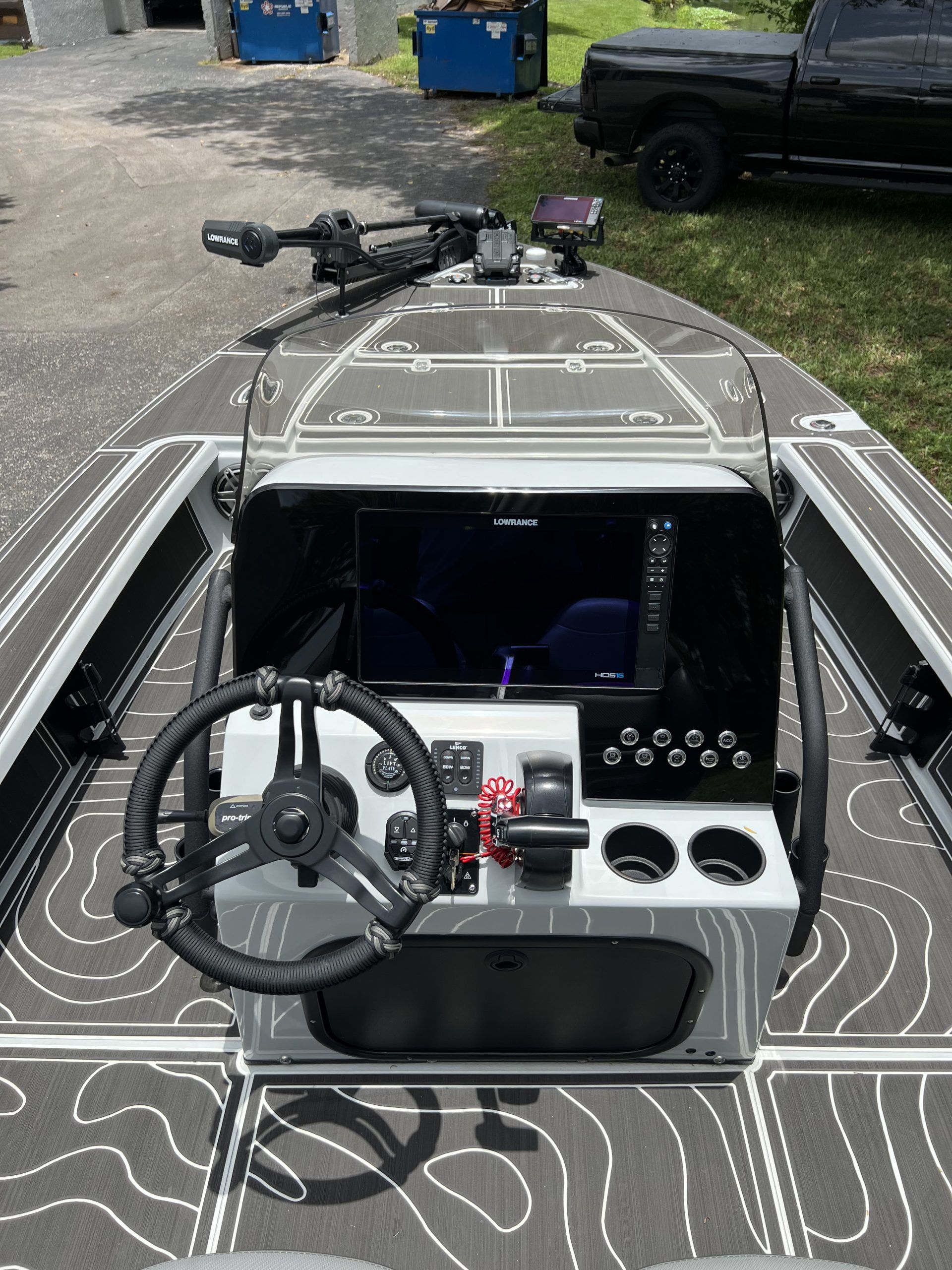 2022 Blazer 675 Ultimate Bay