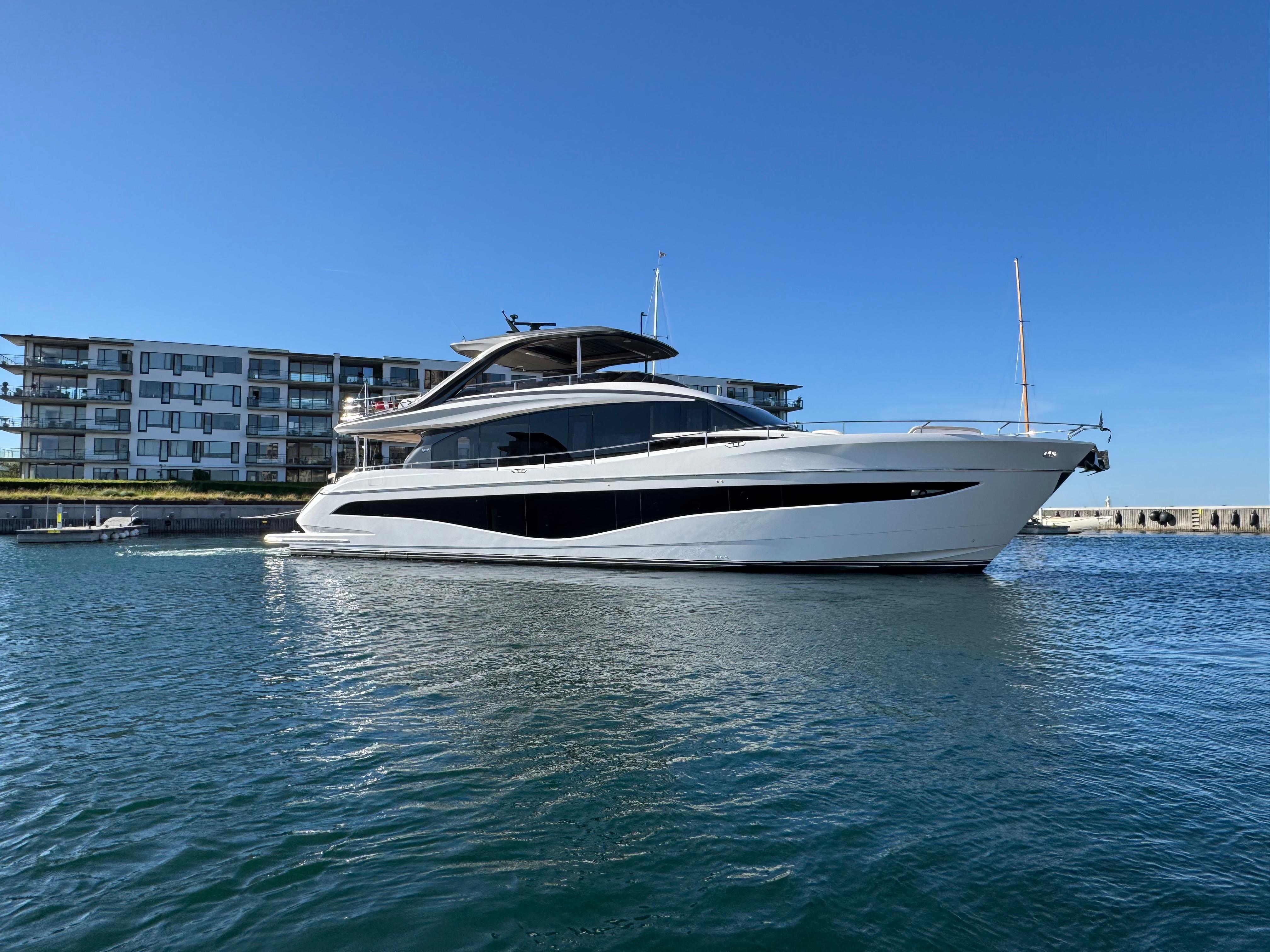 2025 Princess Y80