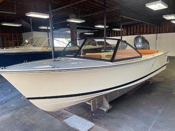 2023 Rossiter Runabout 17