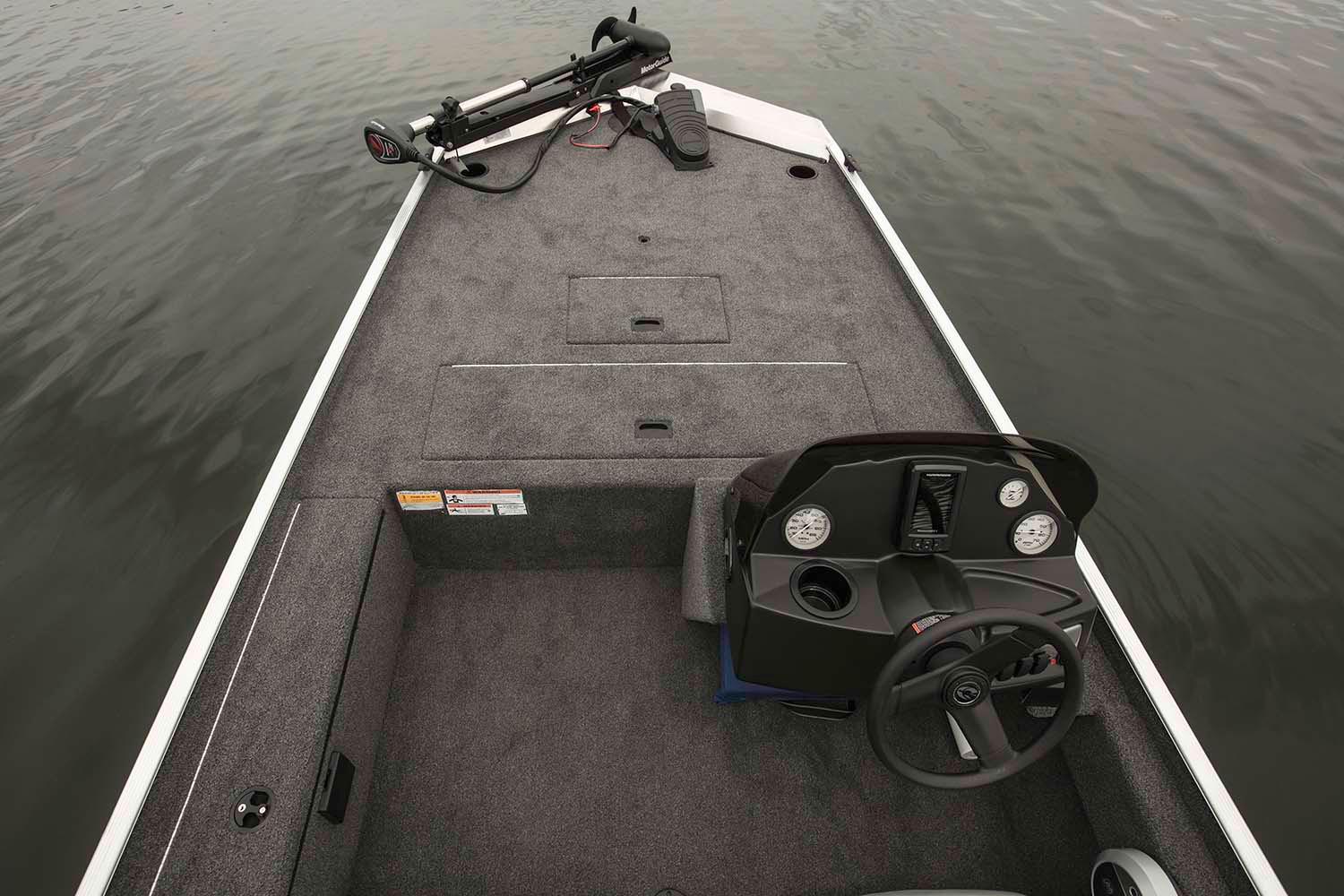 Crestliner Boat image