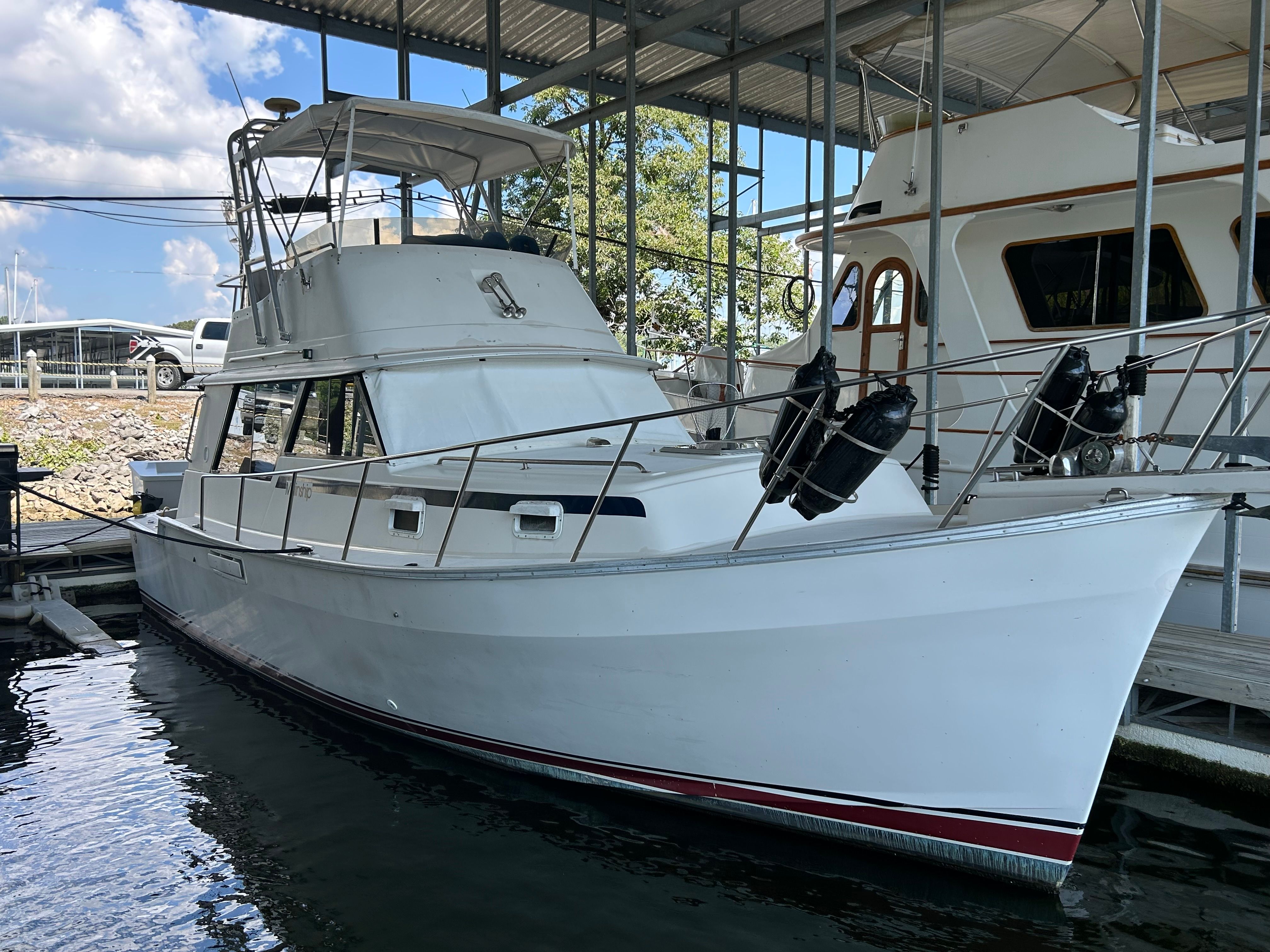 1983 Mainship 34 Mk III