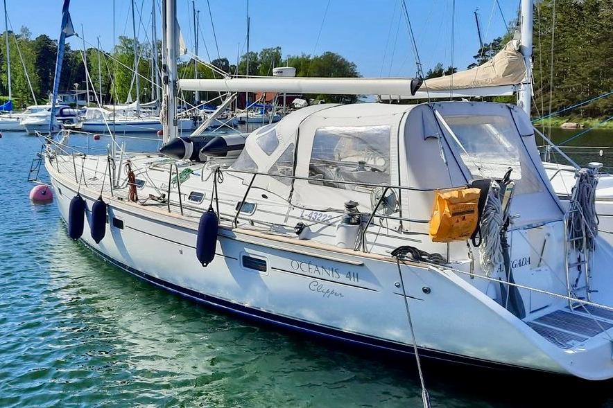 1998 Beneteau Oceanis Clipper 411