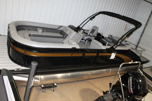 2025 Bennington SX Swingback 24 SXSB