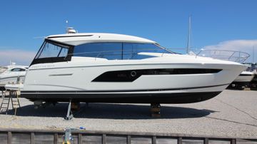 2021 Prestige 520 S