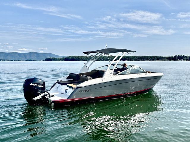 Cobalt R6 Outboard