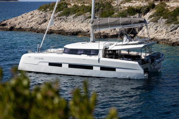 2024 Dufour Catamarans 48