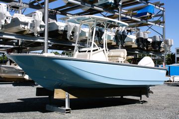 2026 Boston Whaler 210 Montauk