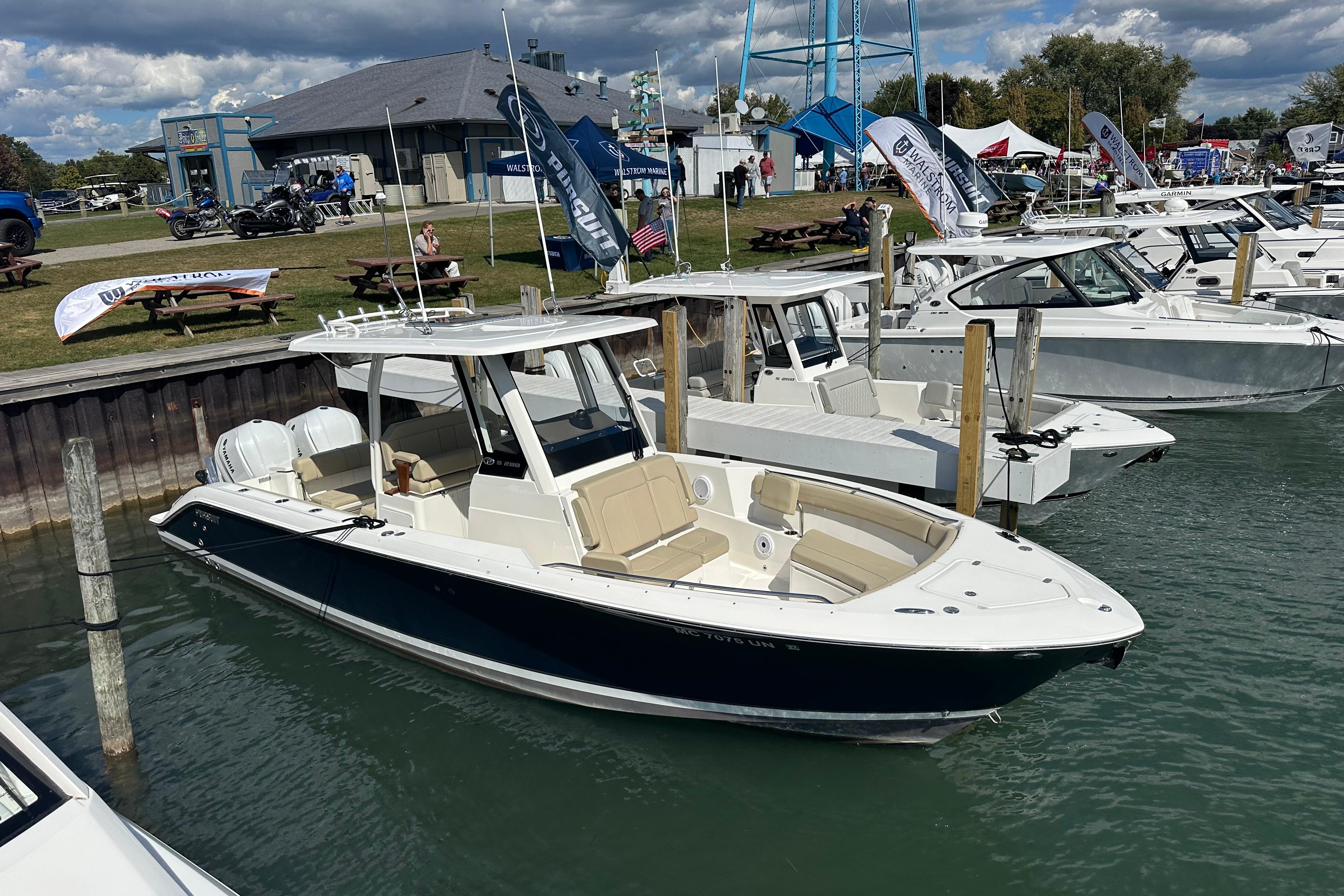 2021 Pursuit S 288 Sport