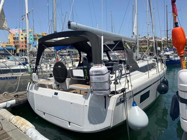 2022 Bavaria C38