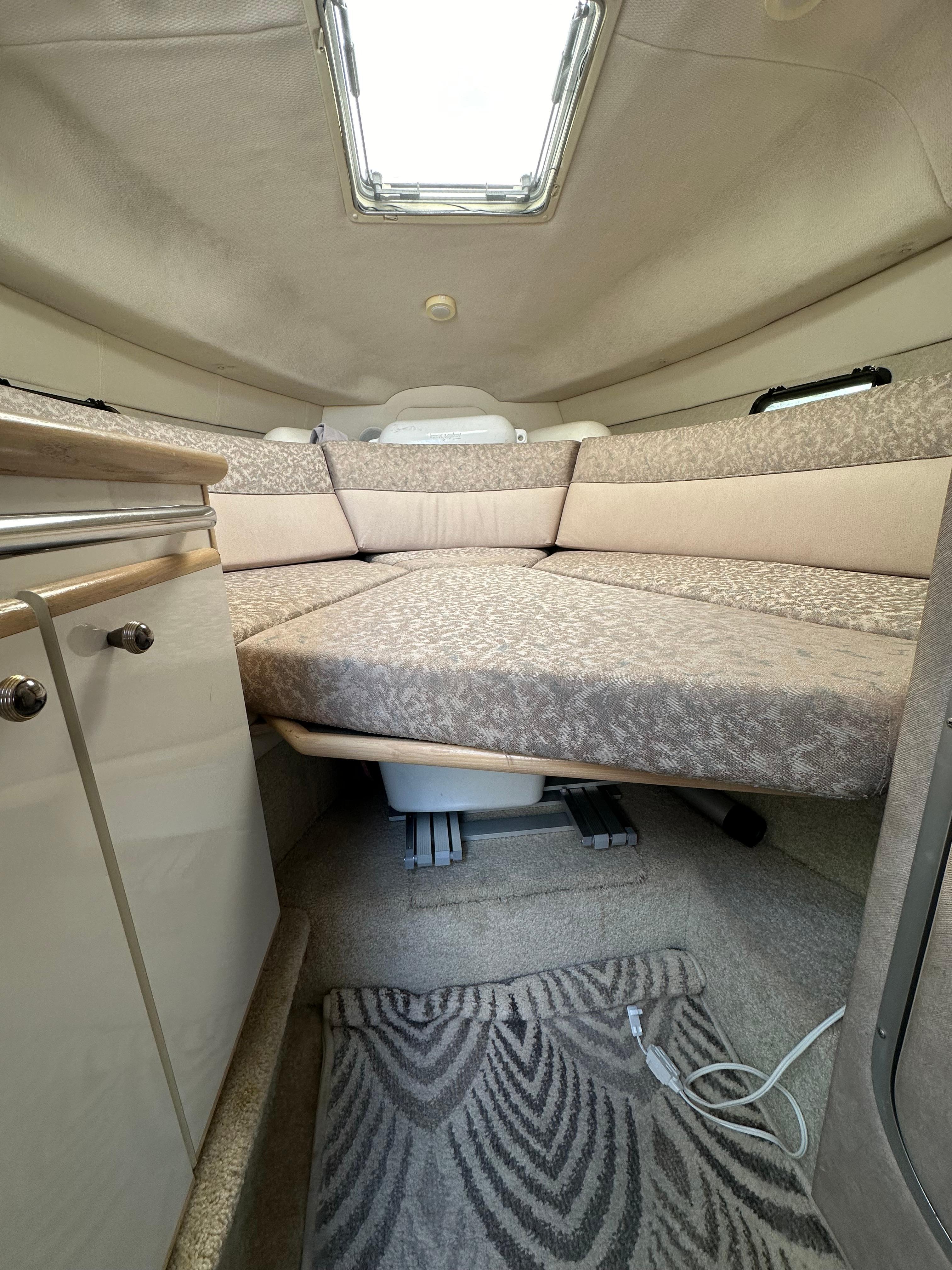 1995 Maxum 2400 SCR