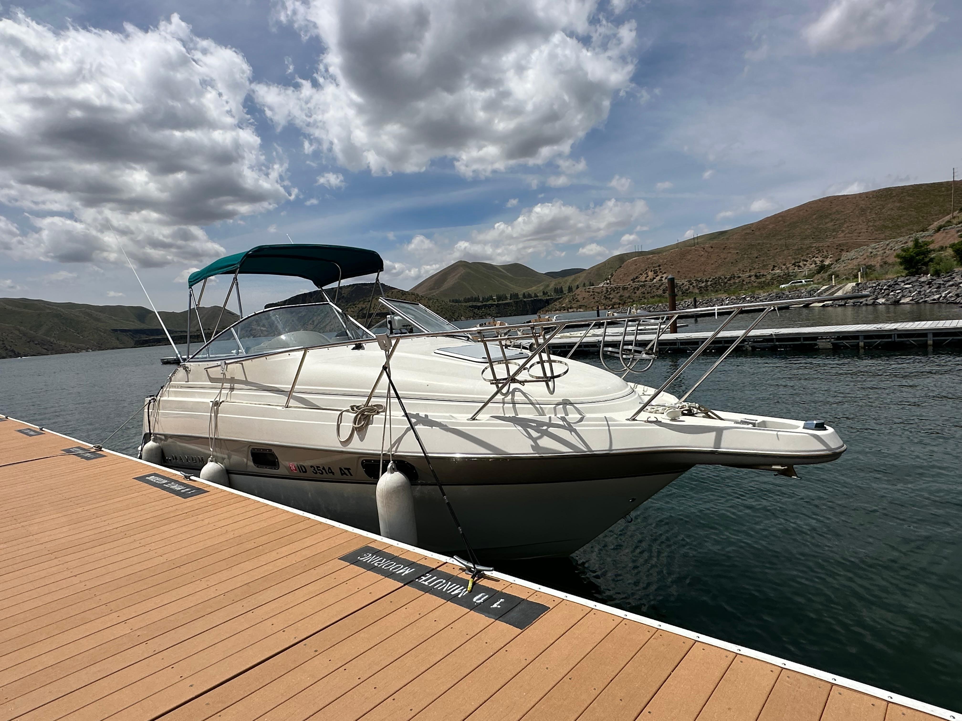 1995 Maxum 2400 SCR