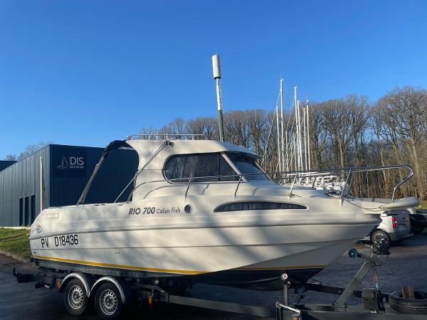 2006 RIO 700 cabin fish