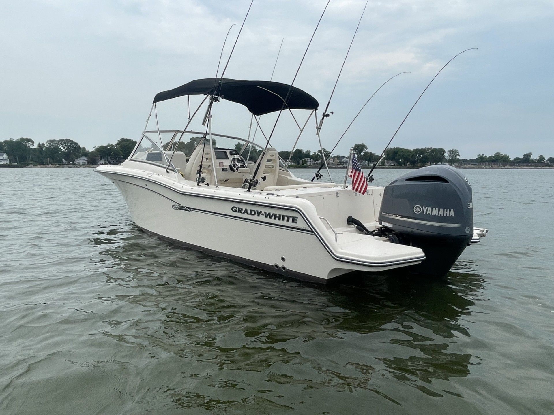 2018 Grady-White Freedom 235