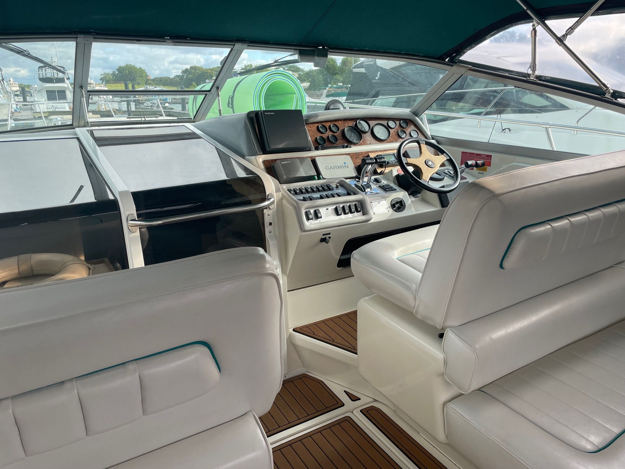 1994 Sea Ray 400 Express Cruiser