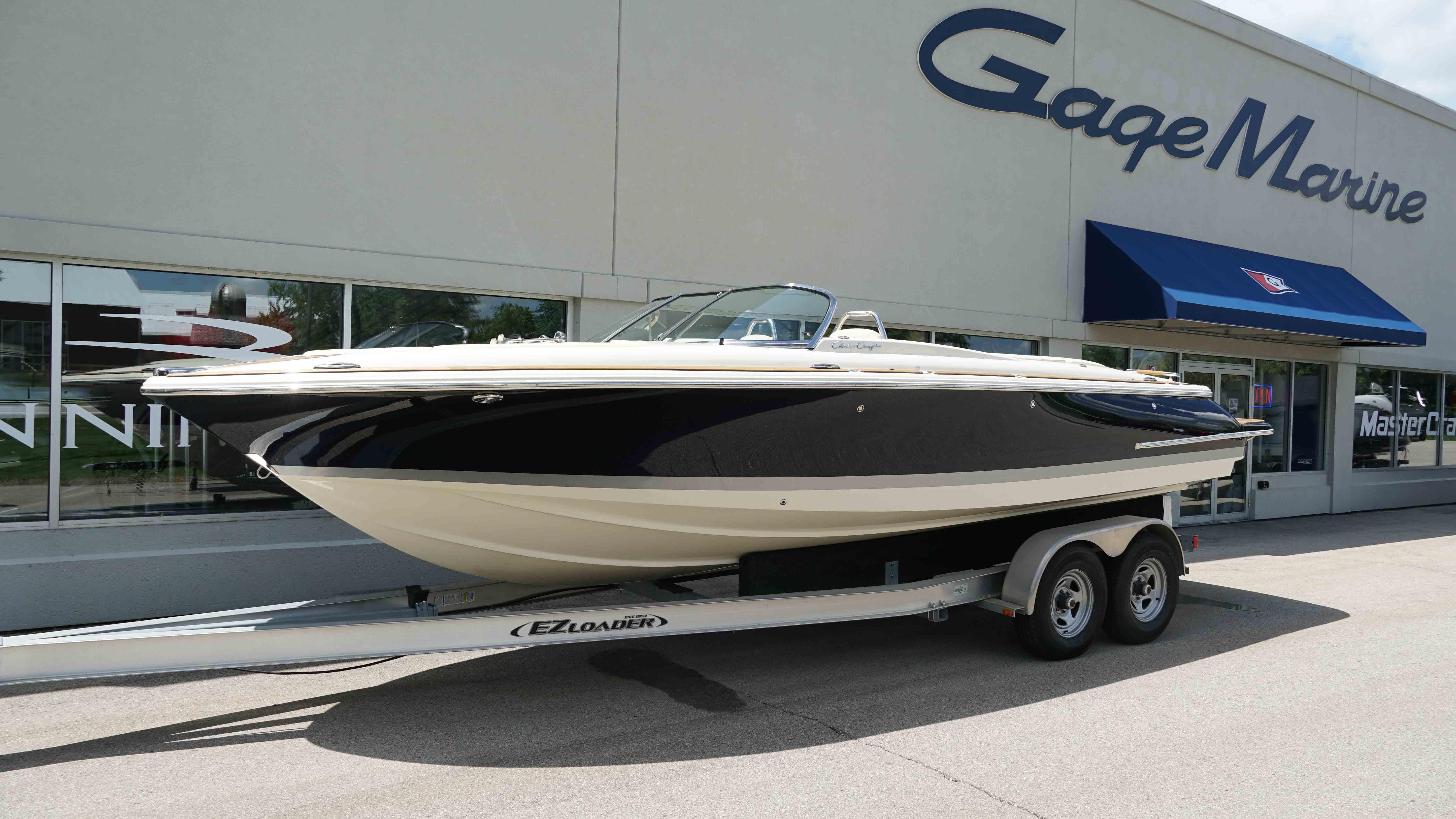 Chris-Craft 27 launch