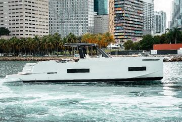 2025 De Antonio Yachts D50 OPEN