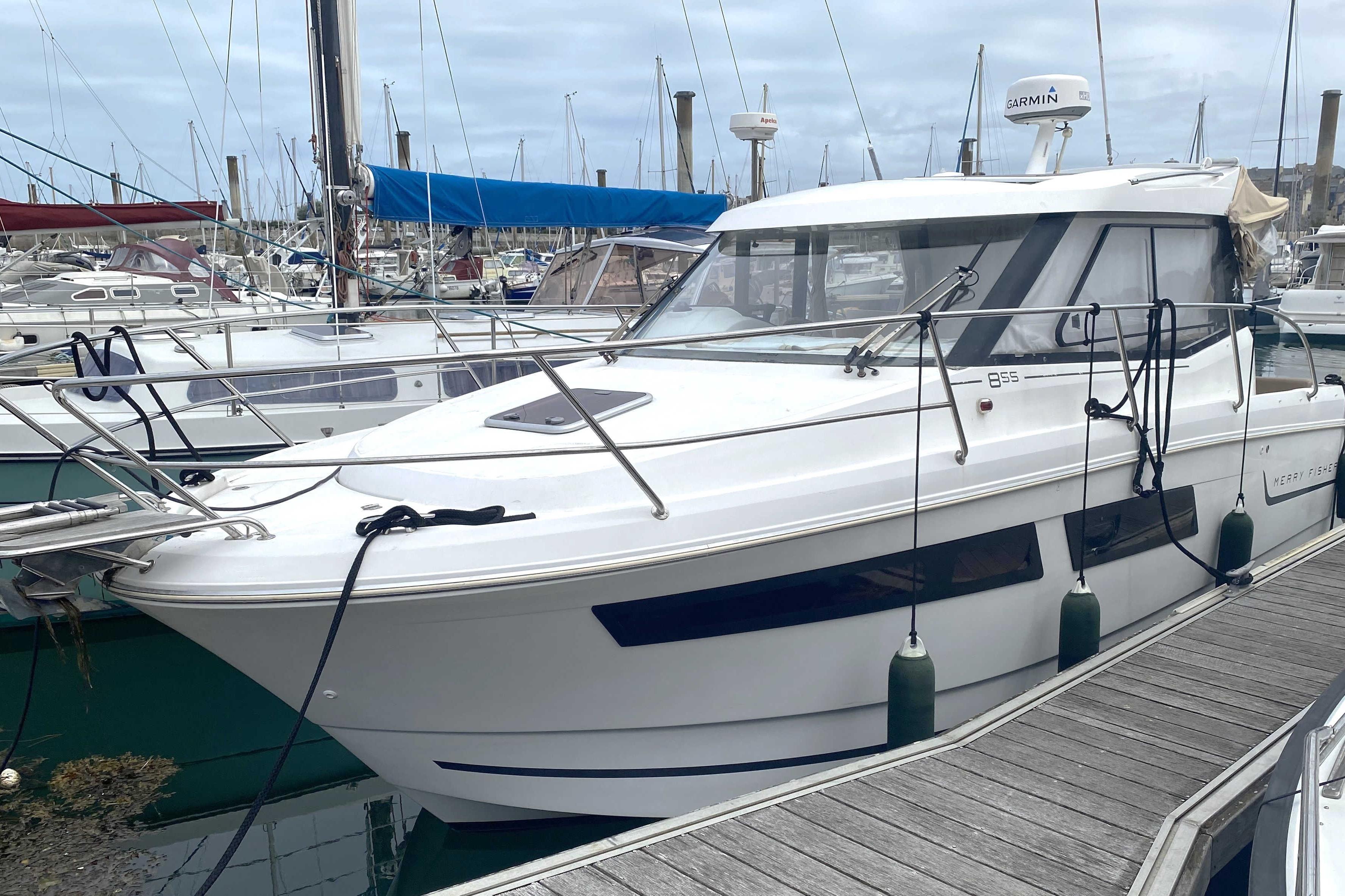 2012 Jeanneau Merry Fisher 855