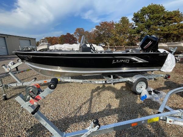 2025 Lund 1400 Fury SS