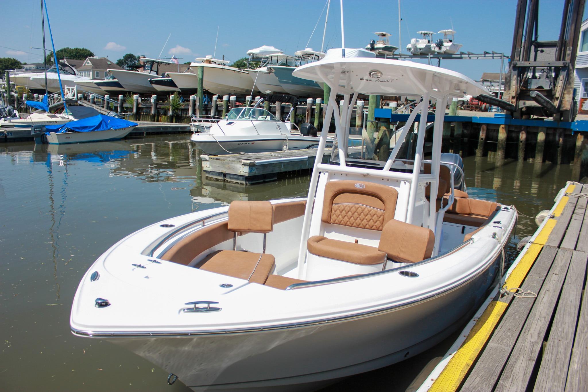 2026 Sea Hunt Ultra 219