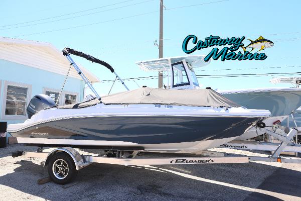 2025 Hurricane SunDeck Sport 185 OB