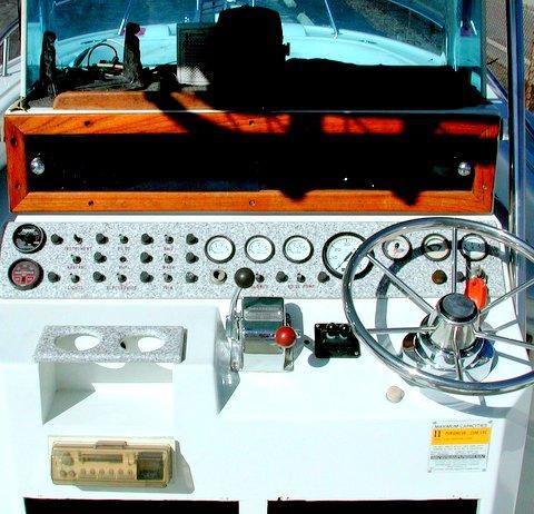 1989 Correct Craft Fish Nautique