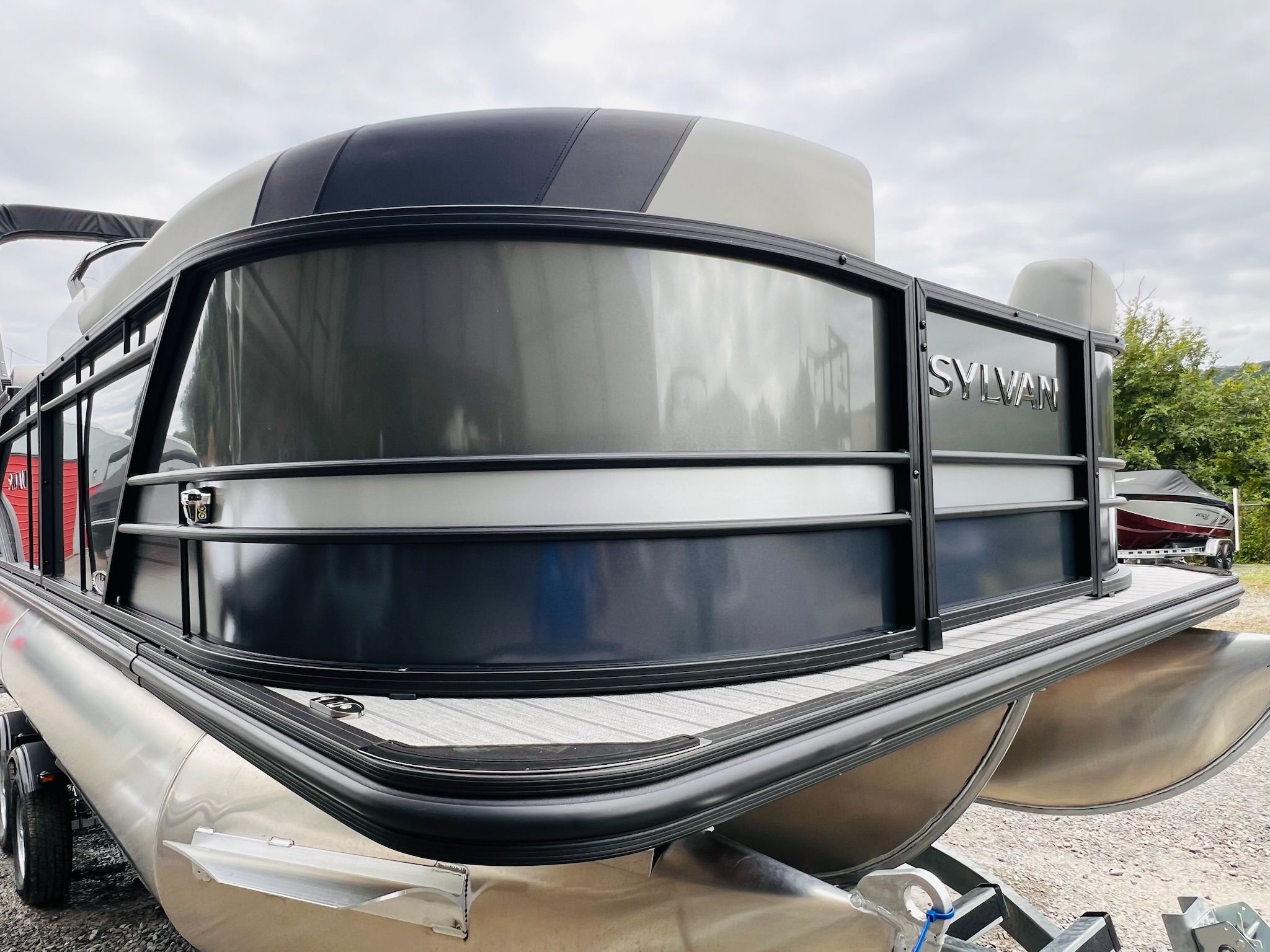 2026 Sylvan L3 RLZ Tritoon