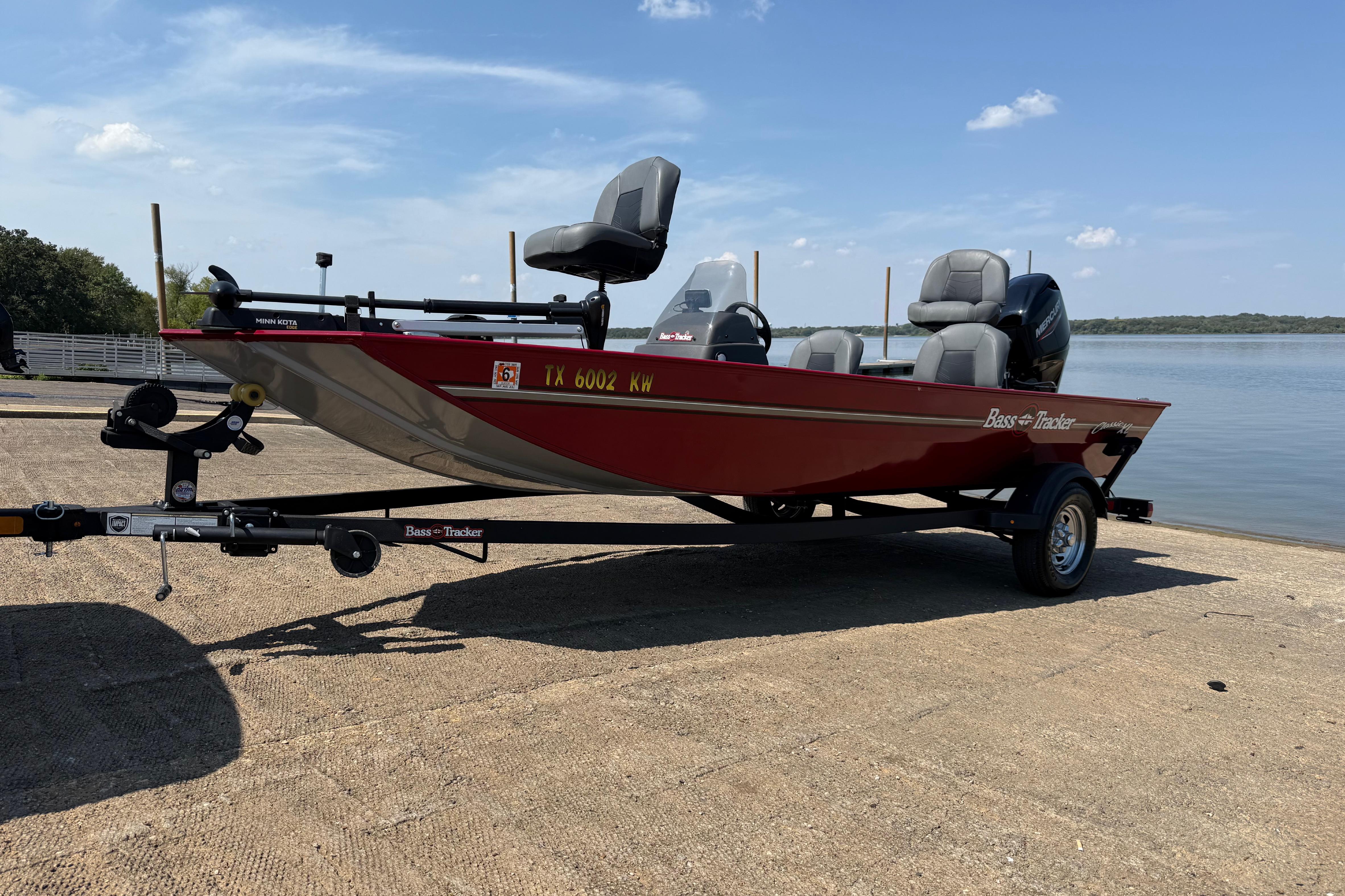 2024 Tracker Bass Tracker Classic XL
