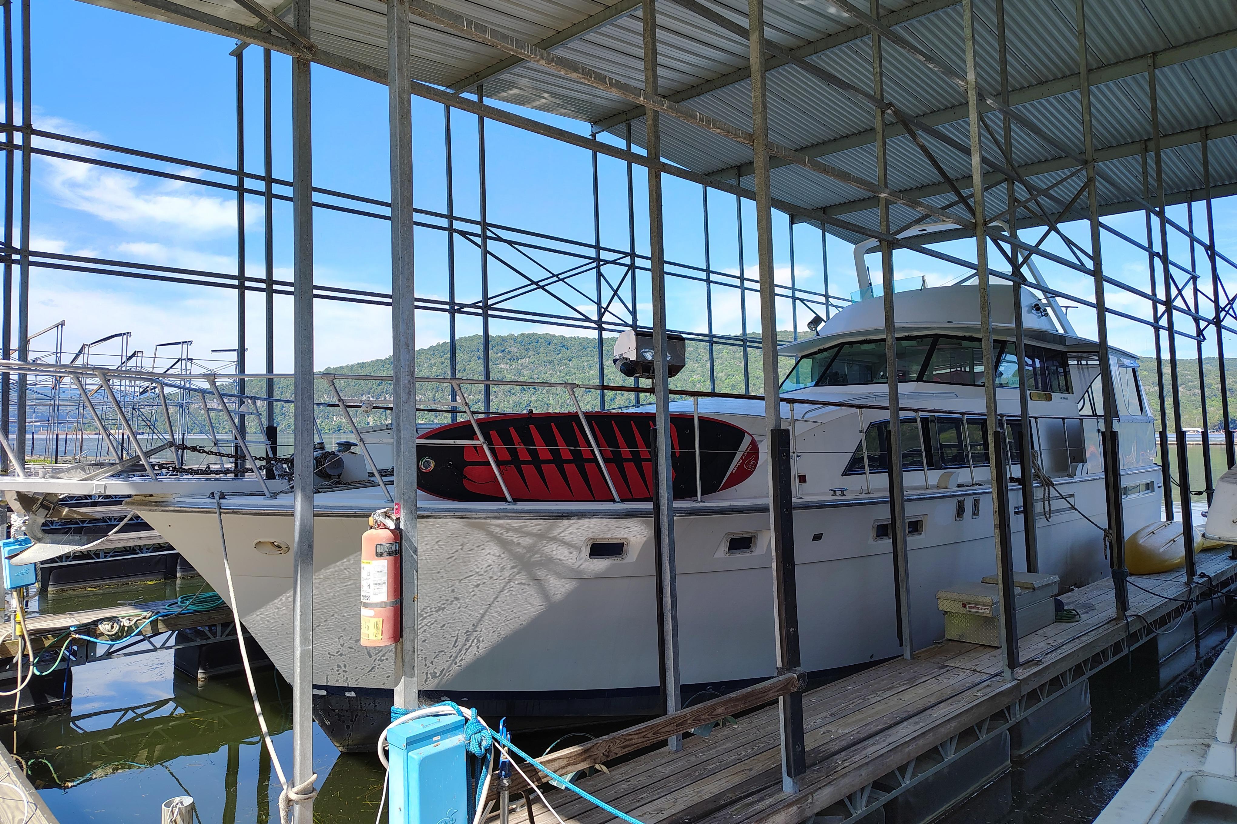 1976 Bertram 58 Flybridge Motor Yacht