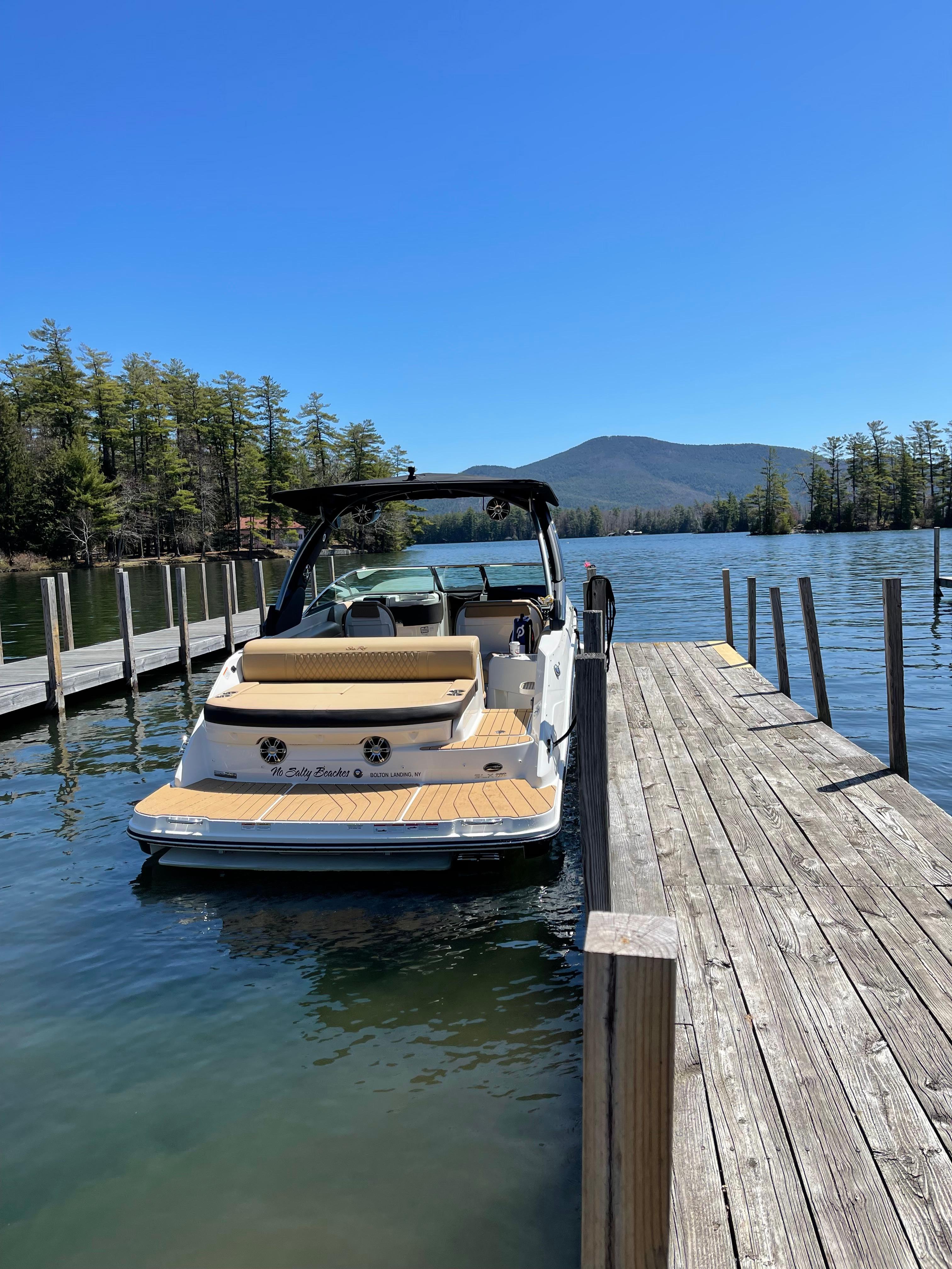 2022 Sea Ray SLX 280