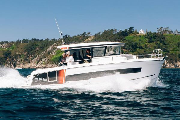 2026 Jeanneau NC 895 Sport Series 2