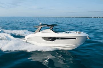 2026 Cruisers Yachts 38 GLS OB
