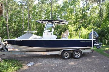 2019 Sportsman Masters 267 Bay Boat
