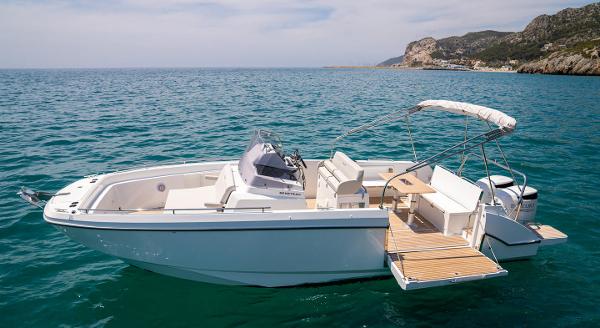 Beneteau America Flyer 9 Spacedeck