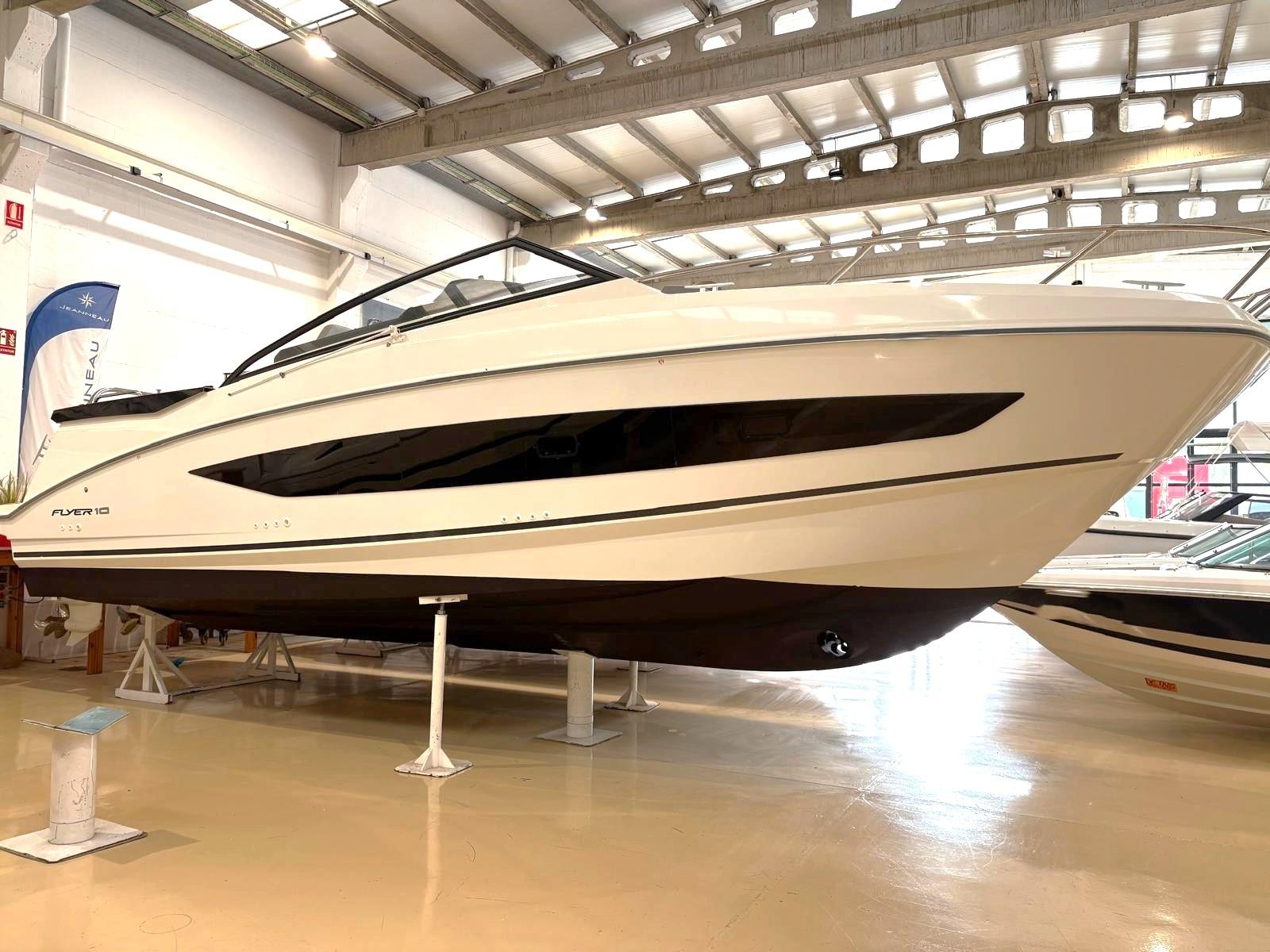 2020 Beneteau Flyer 10