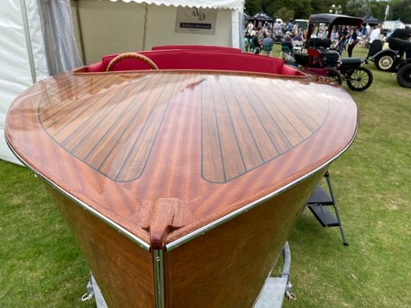 2024 Runabout Henley